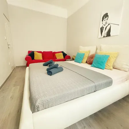 Champlena Central Station Elegancy