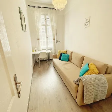 Champlena Central Station Elegancy Apartment