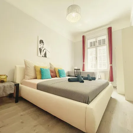 Apartment Champlena Central Station Elegancy *